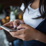 プロの占い師に会いに行かなくても、電話で復縁相談できる？